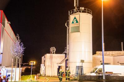 Kirchheim: Silobrand in Saunafirma fordert die Feuerwehr